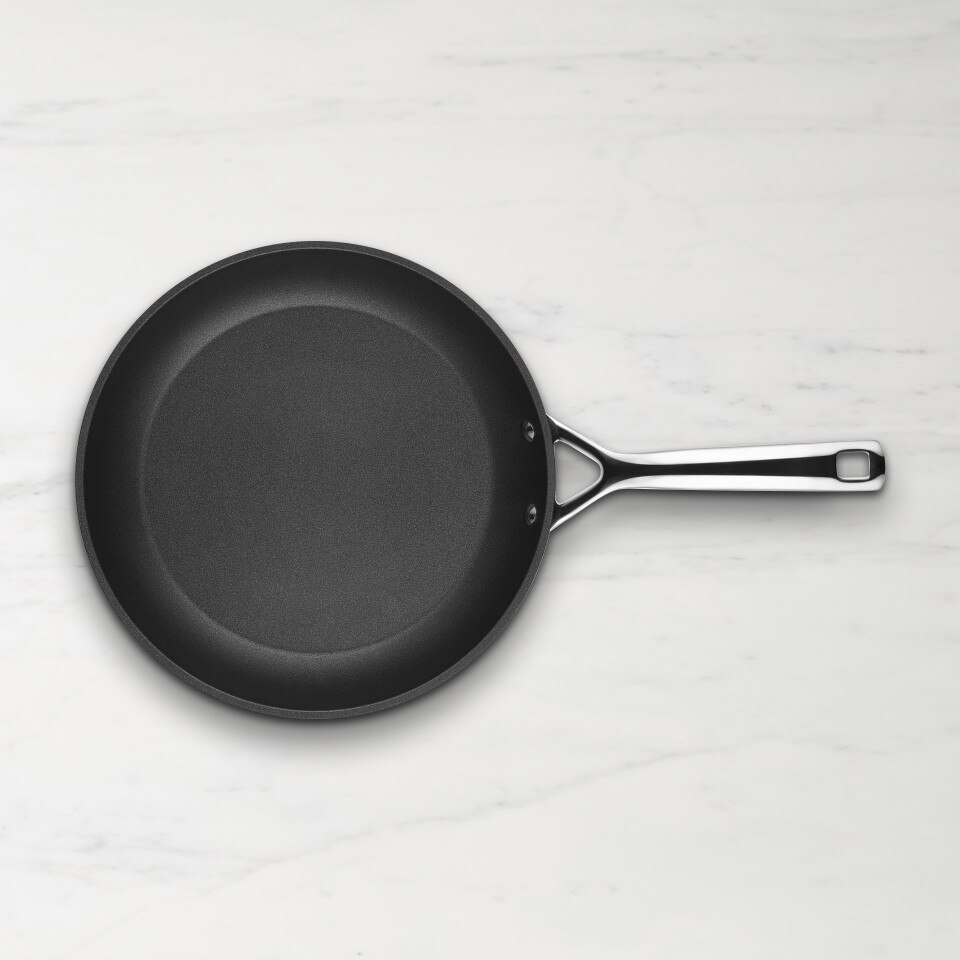 Le Creuset Toughened Non-Stick Shallow Frying Pan