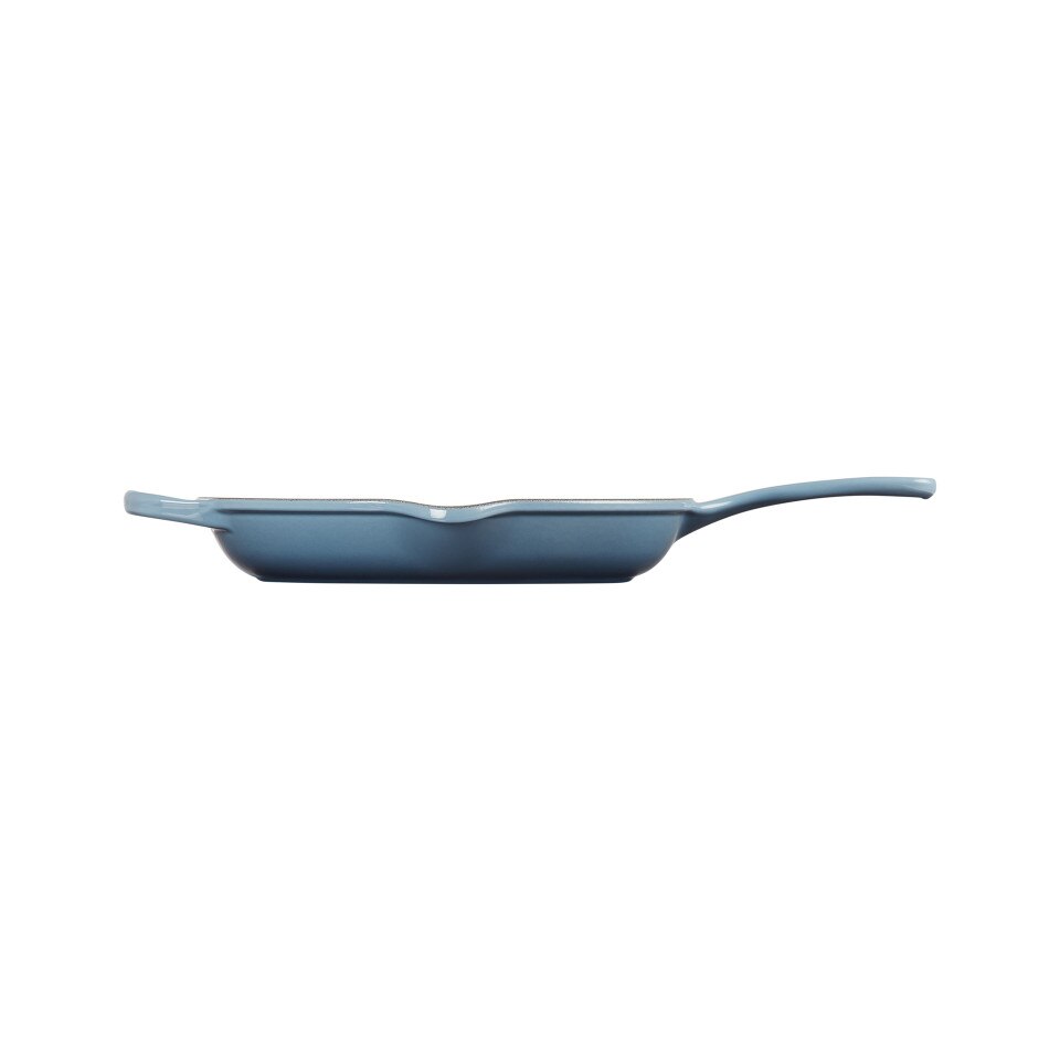 Le Creuset Signature Enamelled Cast Iron Skillet Frying Pan