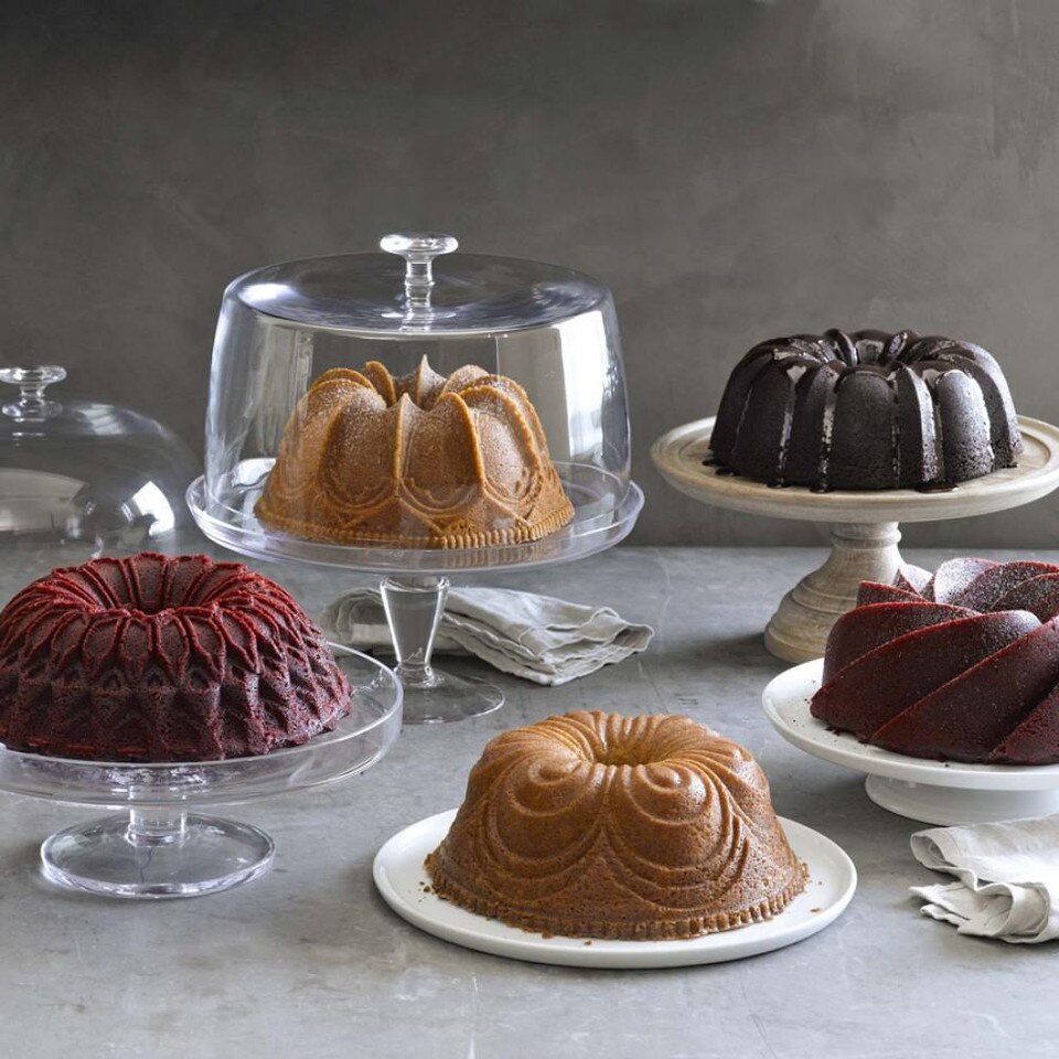 Nordic Ware Anniversary Bundt® Pan | Williams Sonoma AU