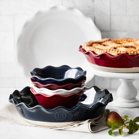 emile henry ruffled pie dish