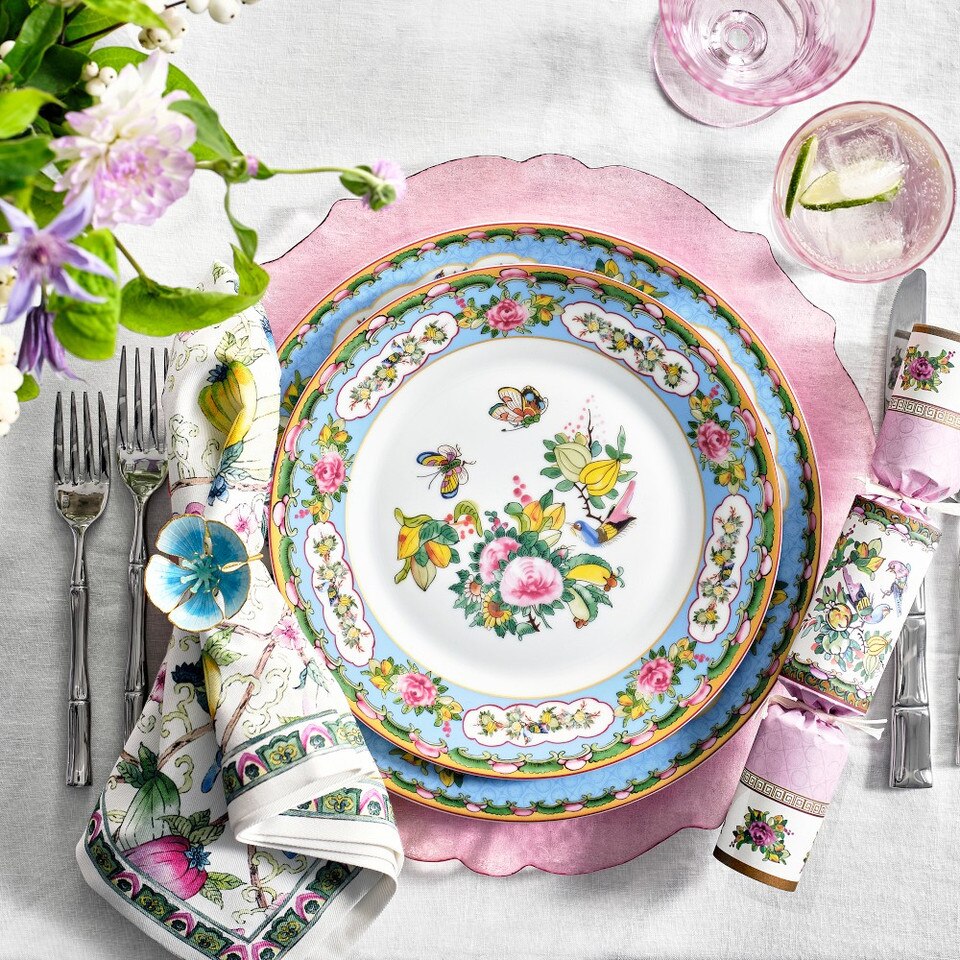 Famille Rose Dinnerware Collection