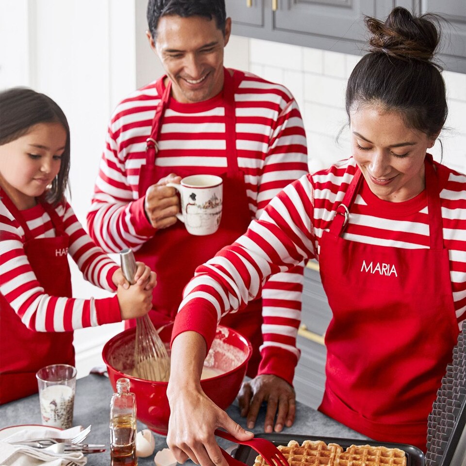 Williams Sonoma Classic Solid Apron