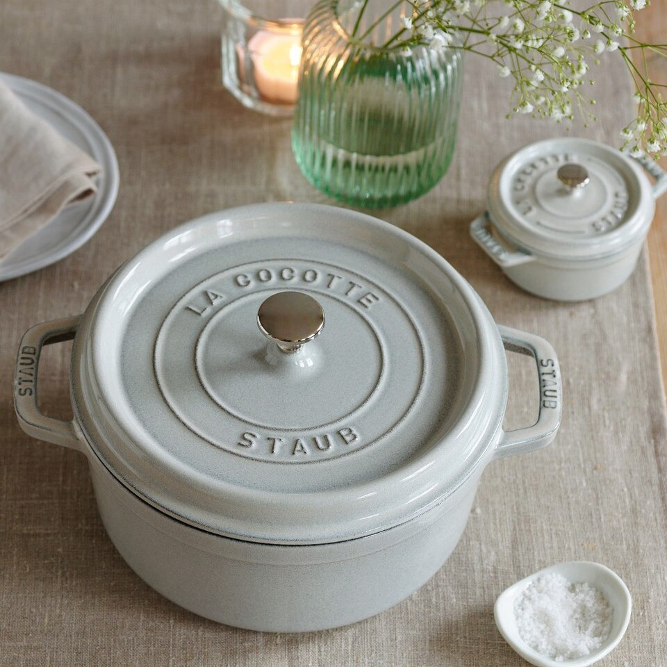 Staub Enamelled Cast Iron Round Dutch Oven