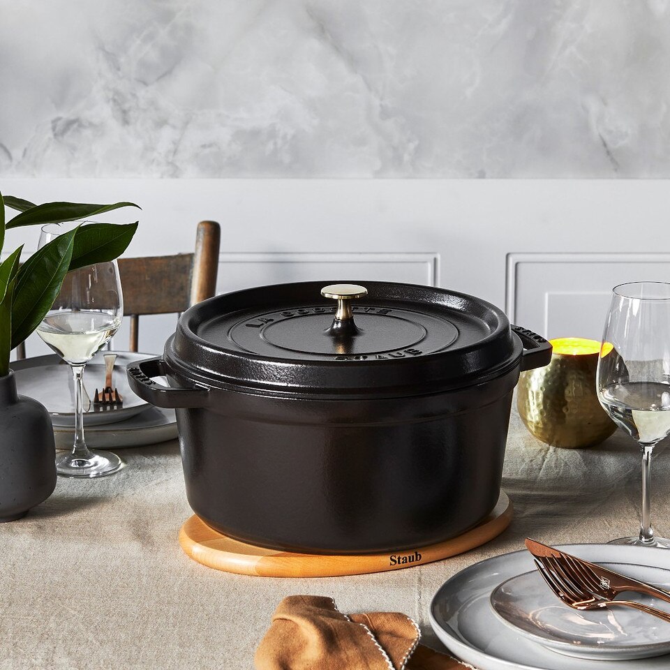Staub Enamelled Cast Iron Round Dutch Oven