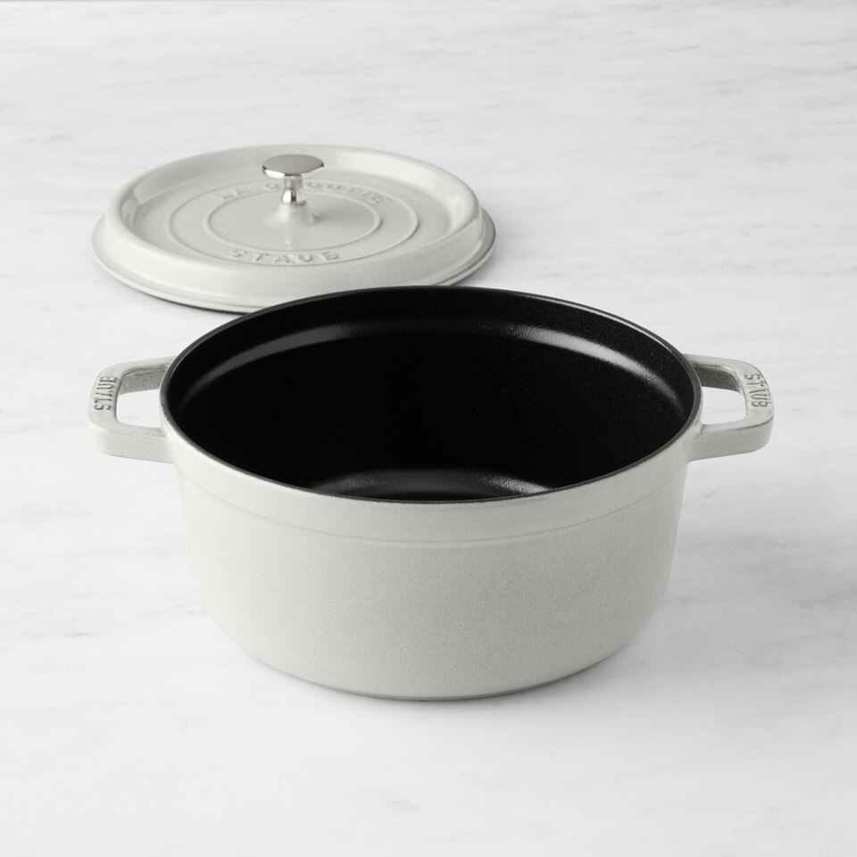 Staub Enamelled Cast Iron Round Dutch Oven