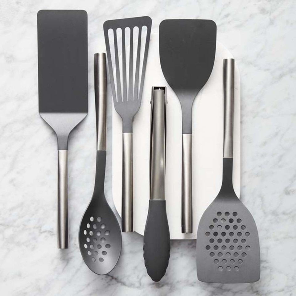 Williams Sonoma Nonstick Fish Spatula