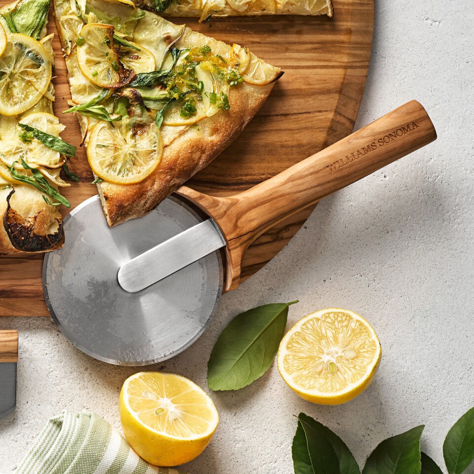 Williams Sonoma Pizza Wheel