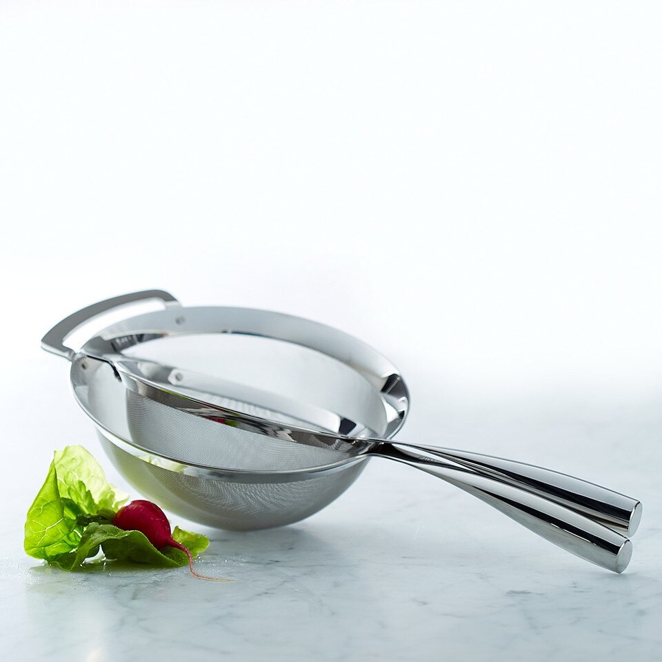 Williams Sonoma Stainless Steel Strainer