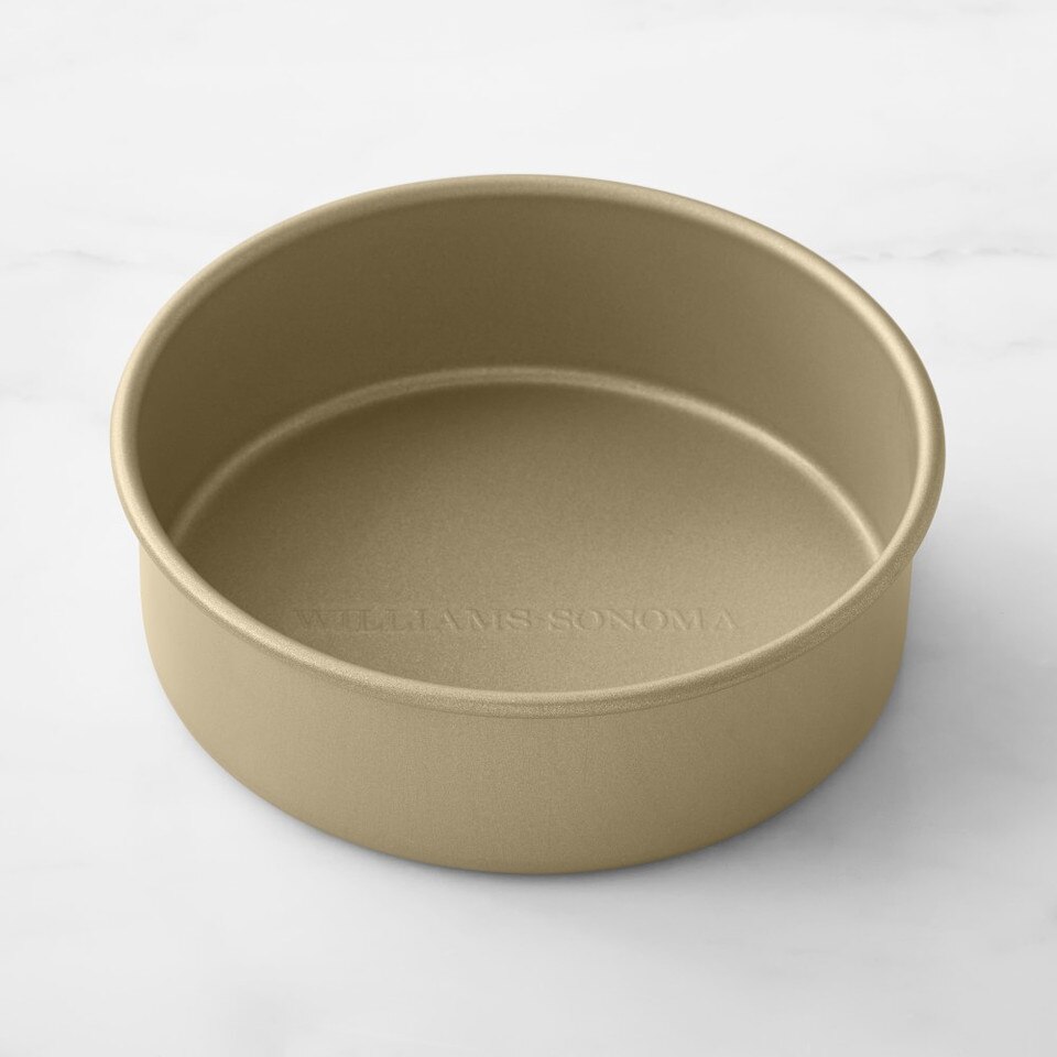 Williams Sonoma Goldtouch® Pro Non-Stick Round Cake Pan